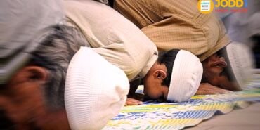 Namaz kılarken aklıma herşey geliyor