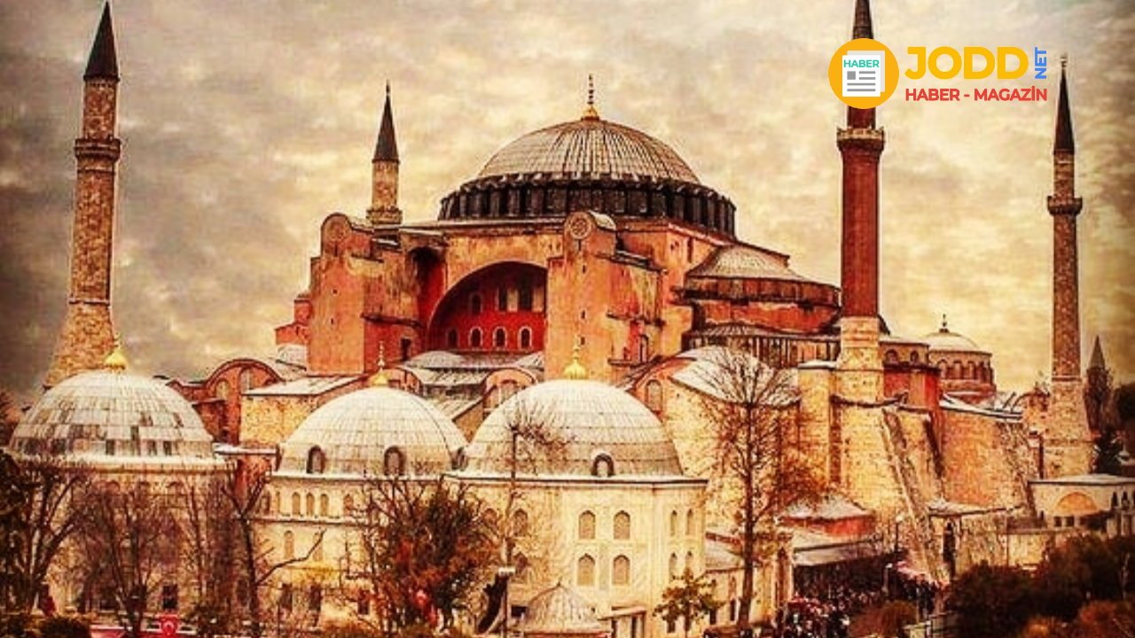 Ayasofya'da namaz kılmak istiyorsan bu fotoğrafın altına yorum yap..