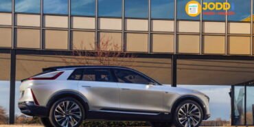 cadillac lyriq 2023 elektrikli araba yorumları